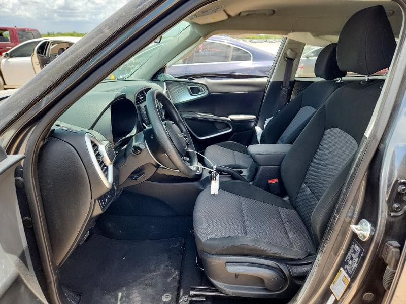 2024 KIA SOUL LX 7