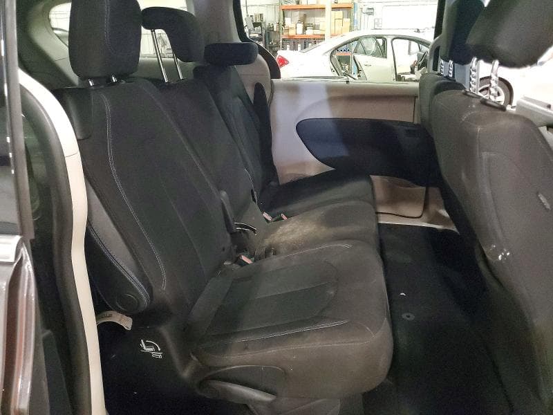2021 CHRYSLER PACIFICA TOURING 11
