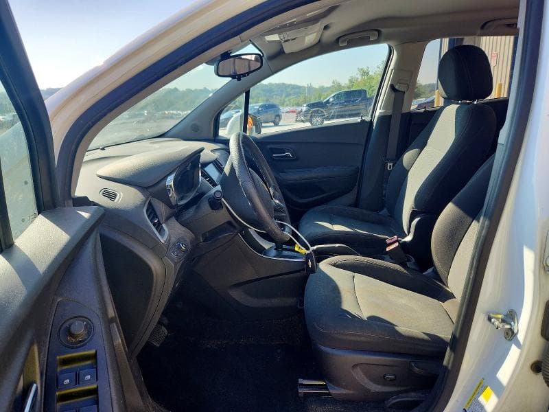 2020 CHEVROLET TRAX LS 7