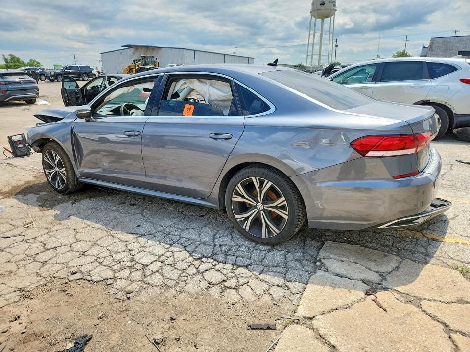 2021 VOLKSWAGEN PASSAT SE 2