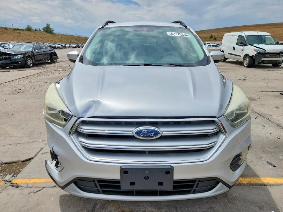 2017 FORD ESCAPE SE 5