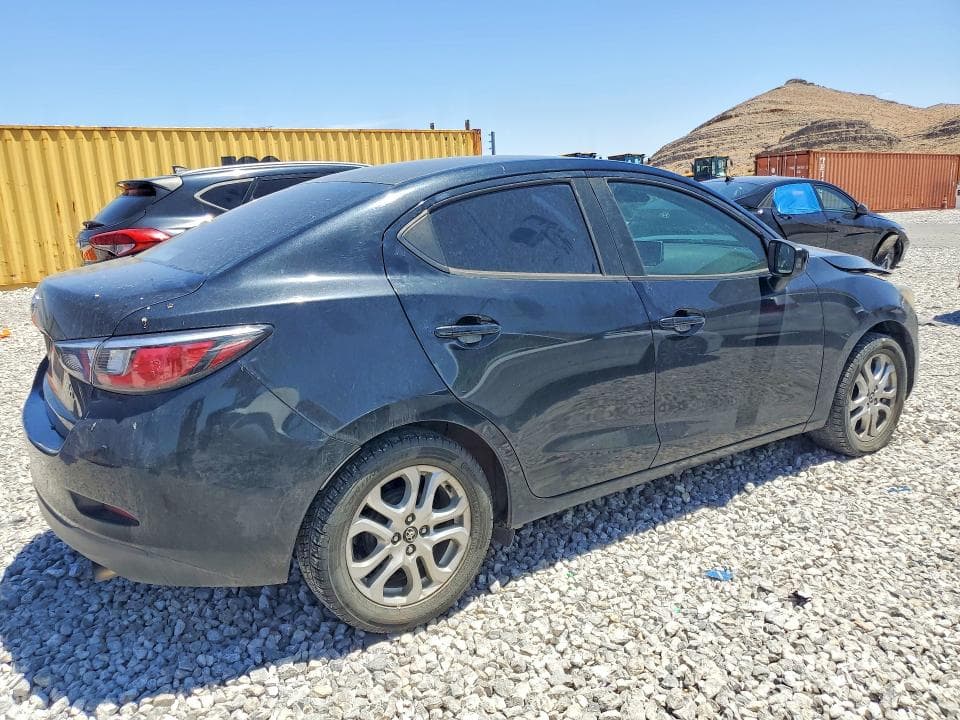 2017 TOYOTA YARIS IA BASE 3