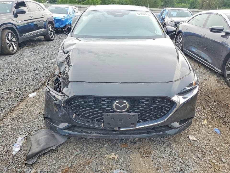2025 MAZDA 3 PREFERRED 5