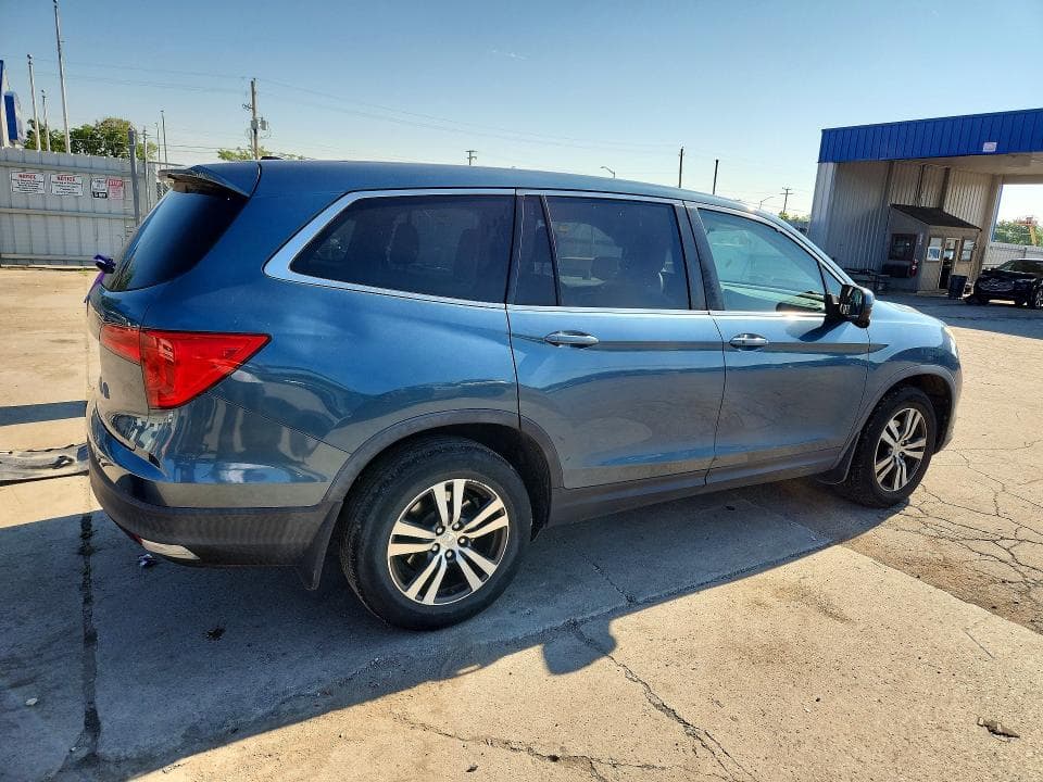 2018 HONDA PILOT EX 3