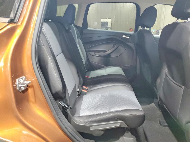 2017 FORD ESCAPE SE 11