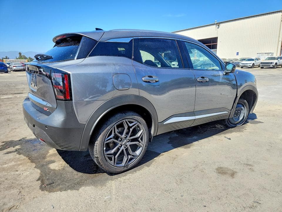 2026 NISSAN KICKS SR 3