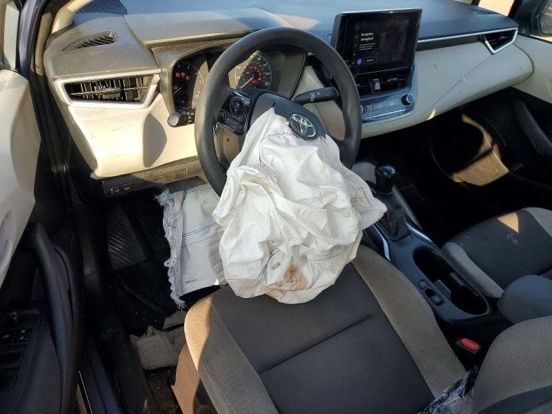 2024 TOYOTA COROLLA LE 8