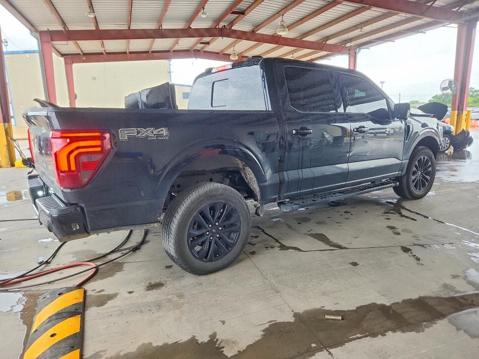 2025 FORD F150 LARIAT 3