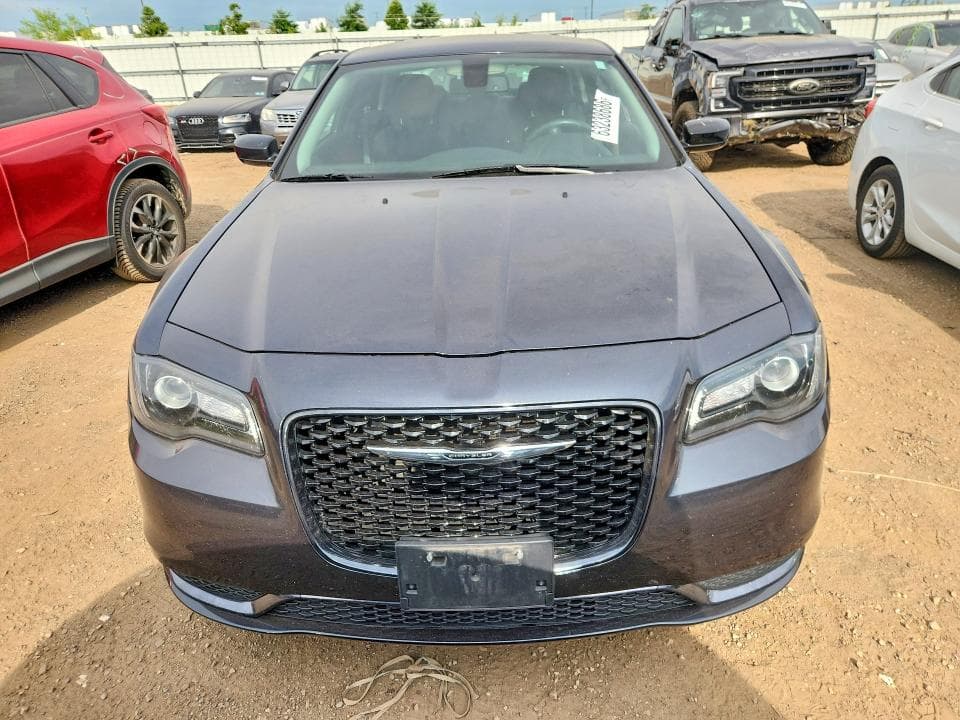2018 CHRYSLER 300 TOURING 5