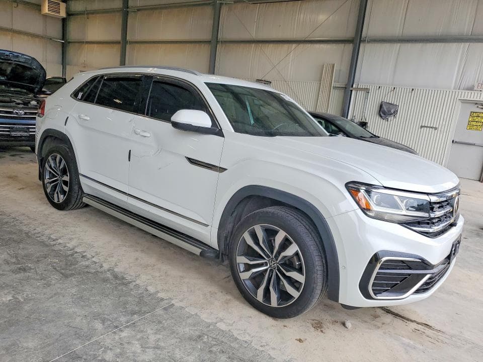 2020 VOLKSWAGEN ATLAS CROSS SPORT SEL PREMIUM R-LINE 4