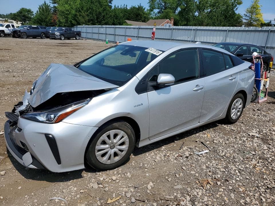 2021 TOYOTA PRIUS LE