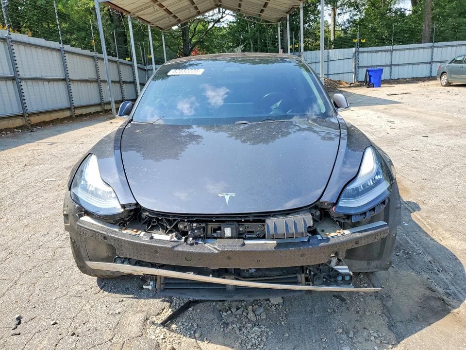 2018 TESLA MODEL 3 5