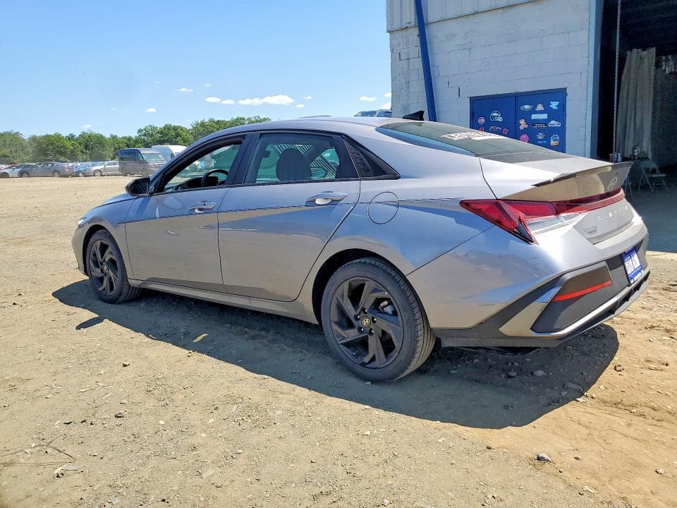 2026 HYUNDAI ELANTRA SEL SPORT 2