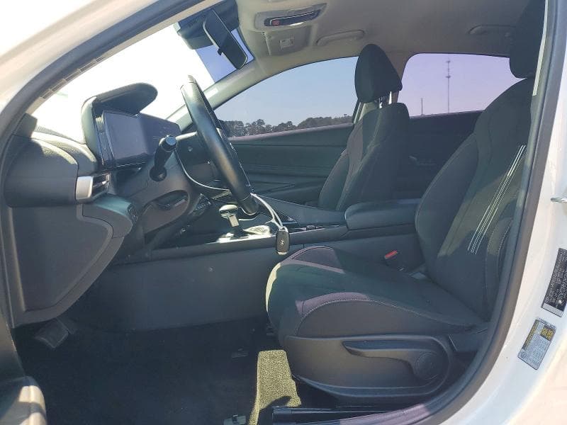 2023 HYUNDAI ELANTRA SEL 7
