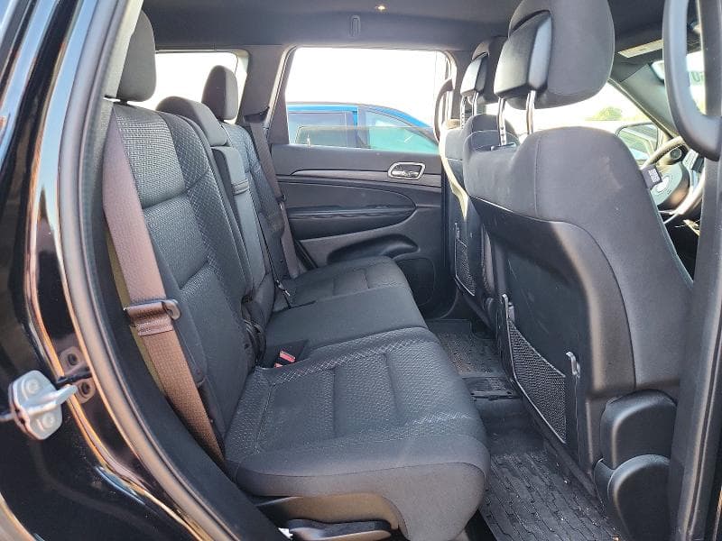 2021 JEEP GRAND CHEROKEE LAREDO 11