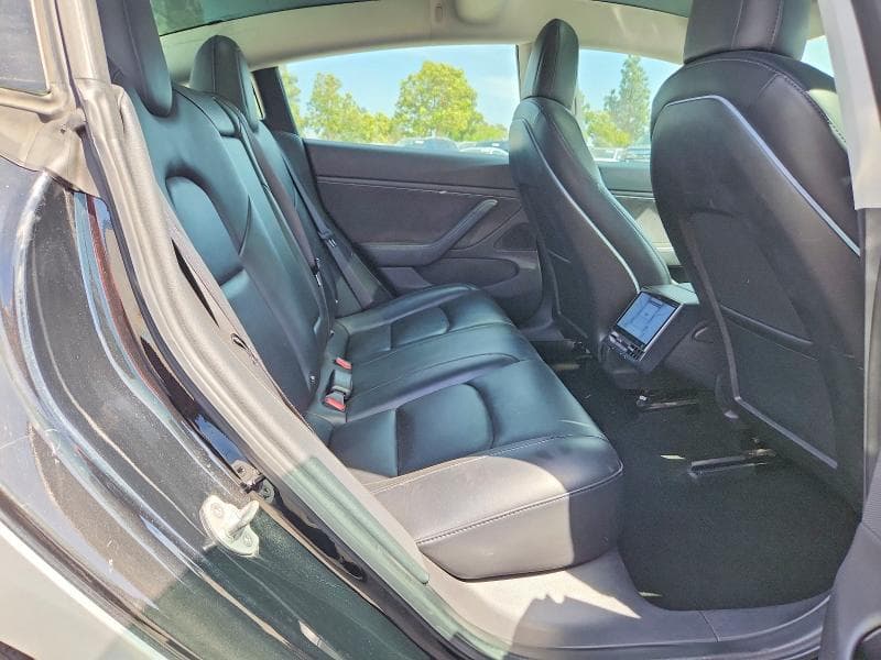 2018 TESLA MODEL 3 10