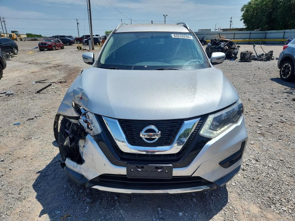 2017 NISSAN ROGUE SV 5