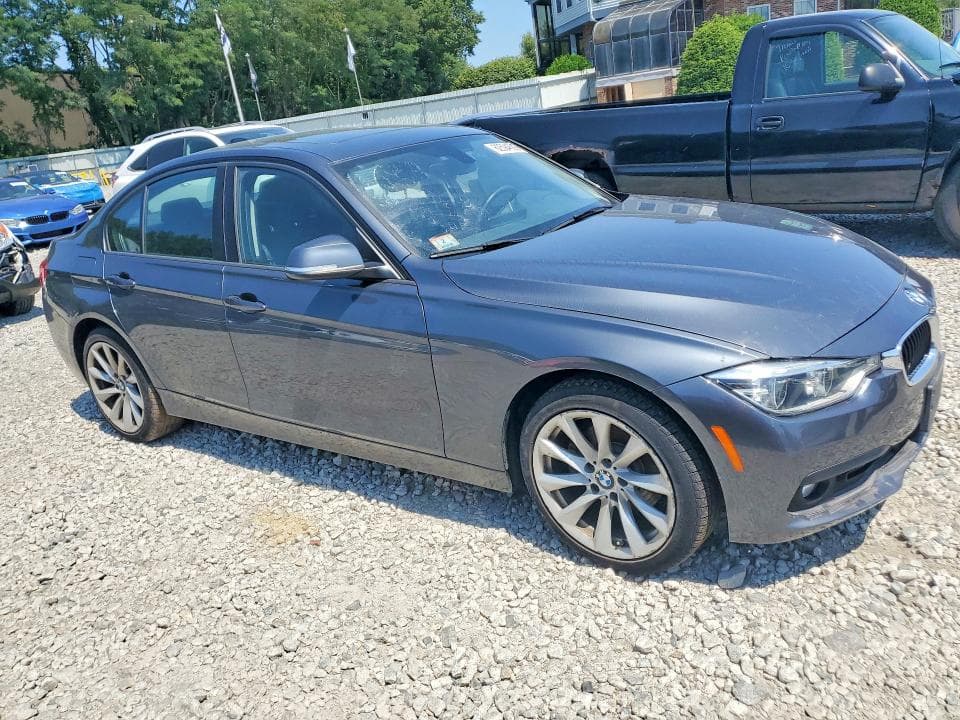 2018 BMW 320 XI 4