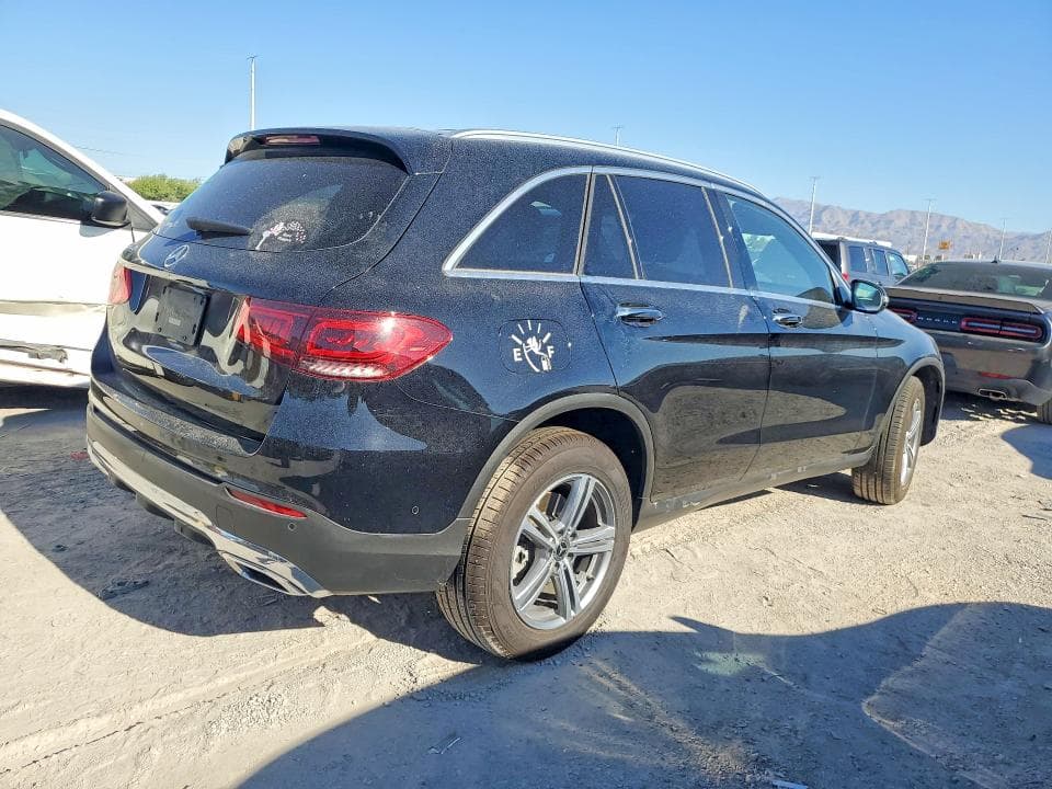 2021 MERCEDES-BENZ GLC 300 300 3