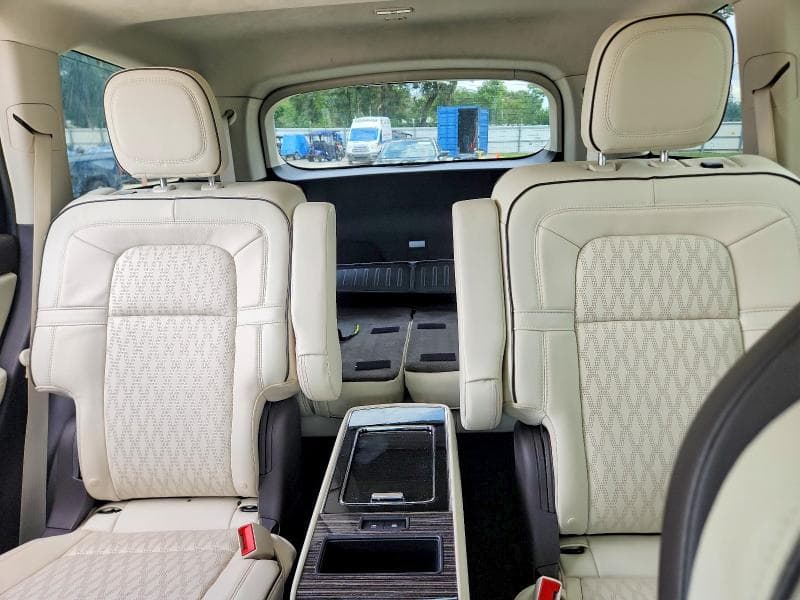 2023 LINCOLN AVIATOR BLACK LABEL 10