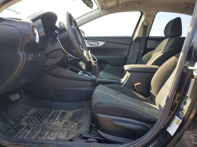 2023 KIA FORTE LX 7