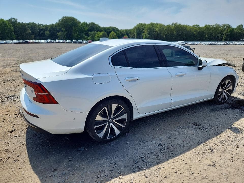 2023 VOLVO S60 ULTIMATE 3