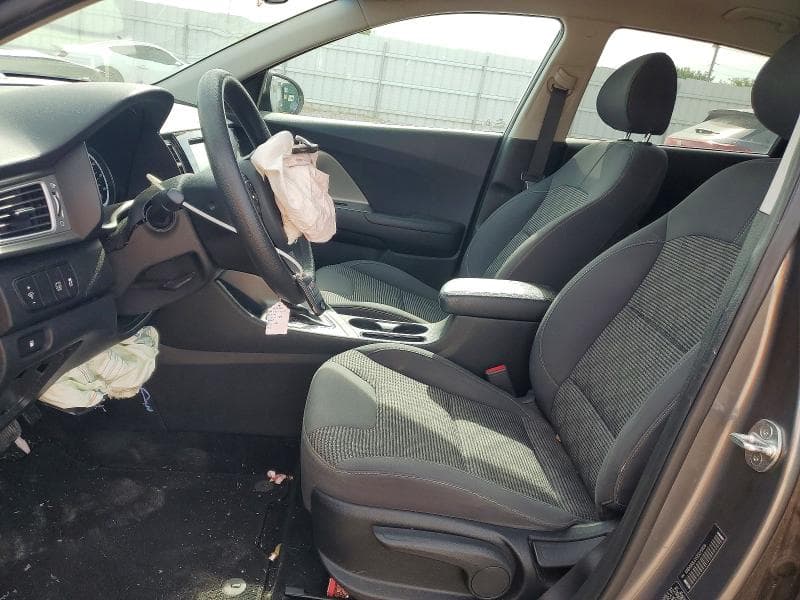 2018 KIA NIRO LX 7