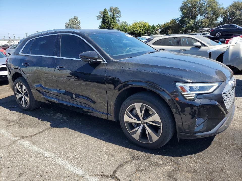 2024 AUDI Q8 E-TRON PREMIUM PLUS 4