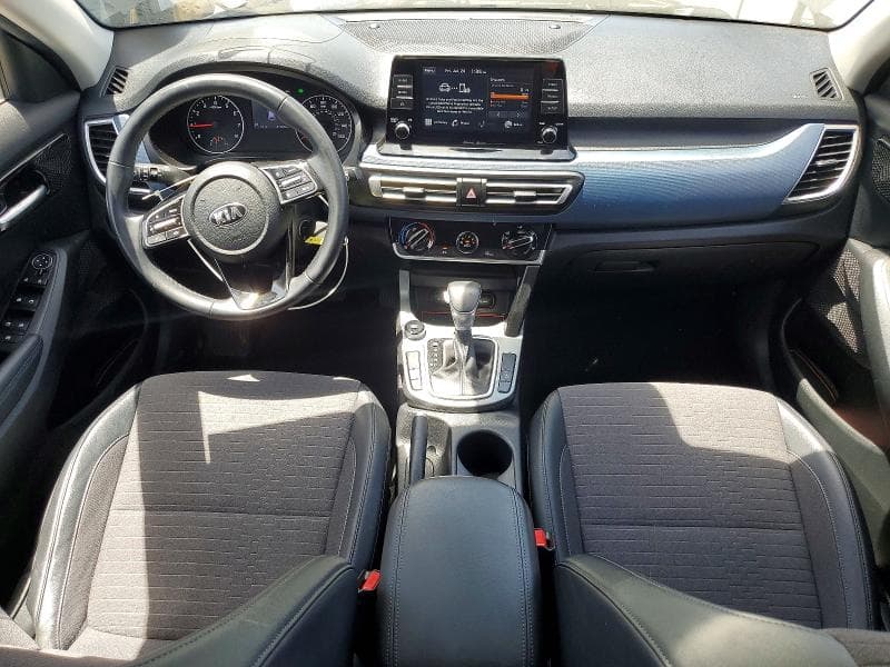 2021 KIA SELTOS S 8