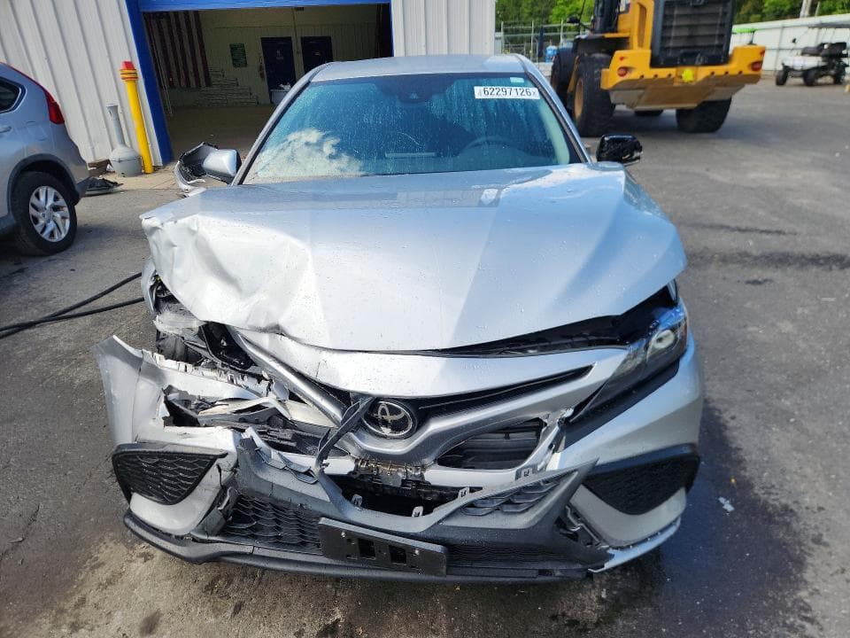 2022 TOYOTA CAMRY SE 5