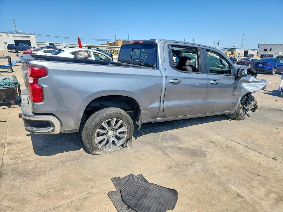 2020 CHEVROLET SILVERADO C1500 LT 3