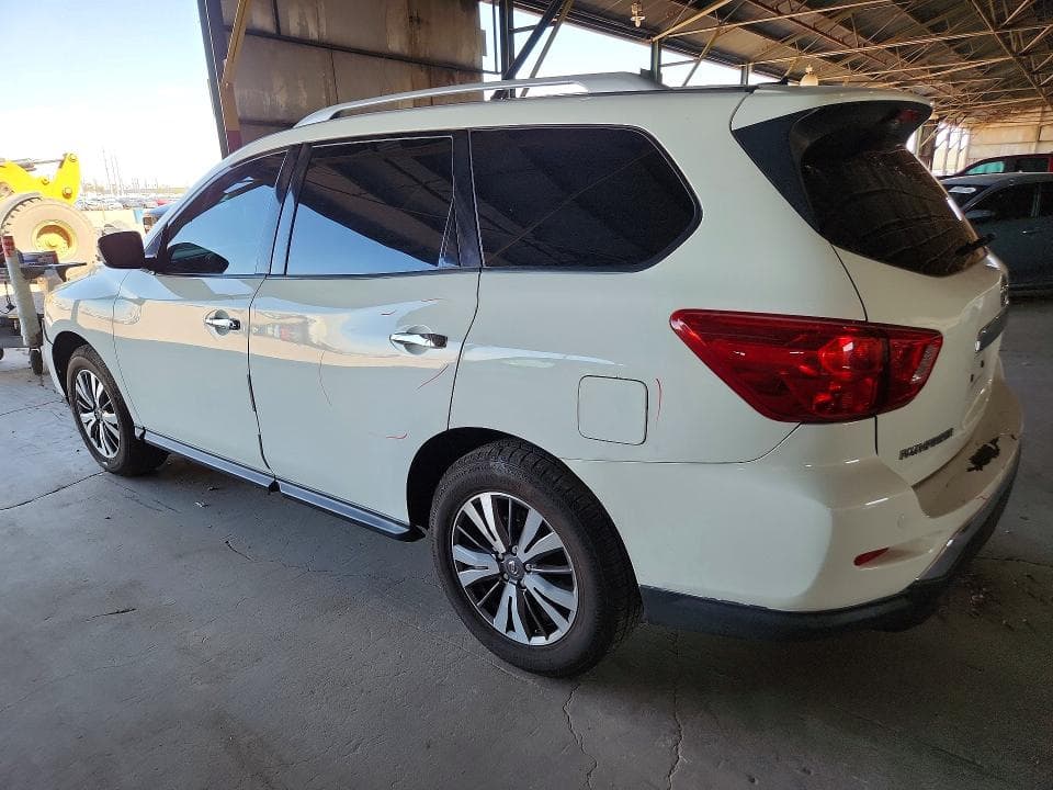 2018 NISSAN PATHFINDER SV 2