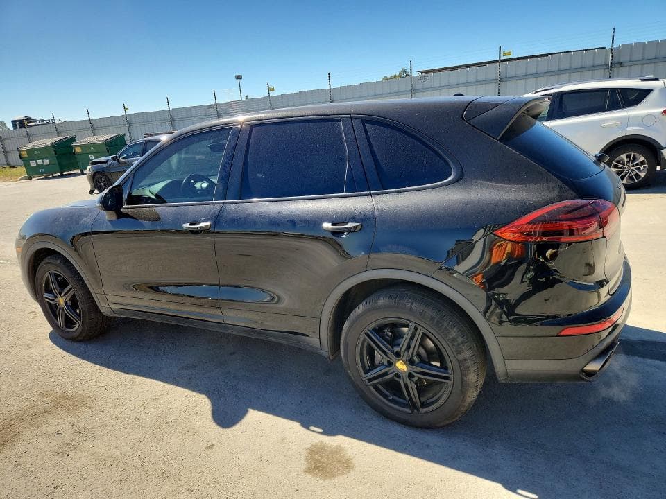 2017 PORSCHE CAYENNE 2