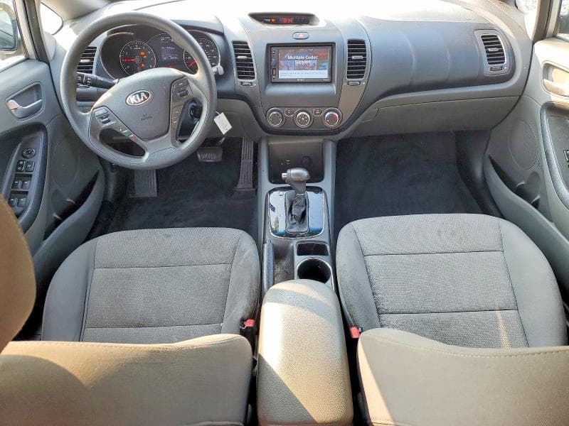 2017 KIA FORTE LX 8