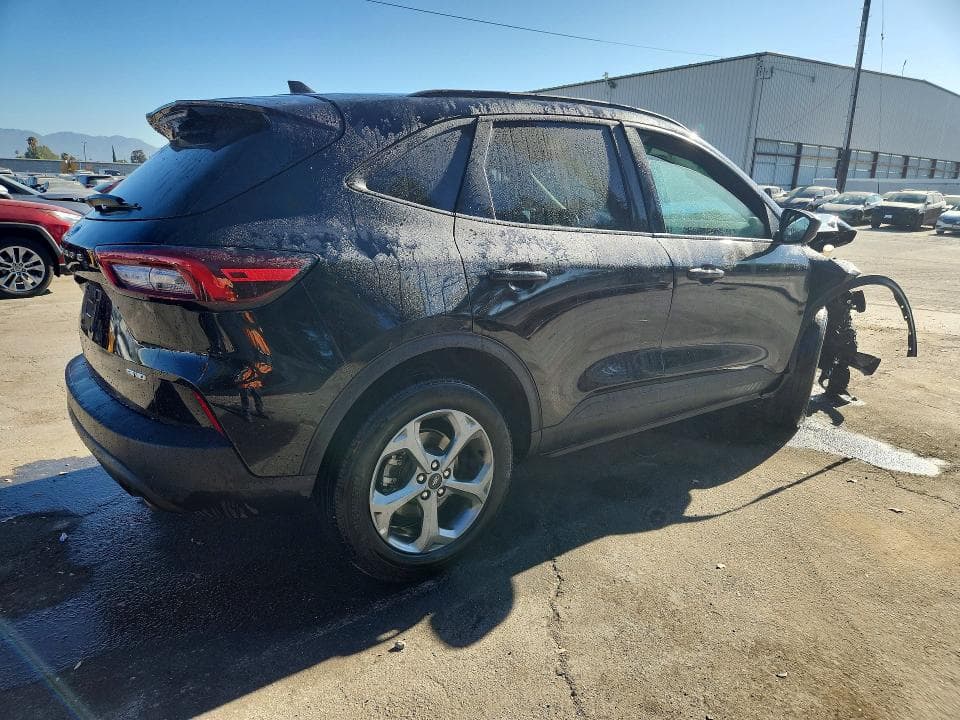 2025 FORD ESCAPE ST LINE 3