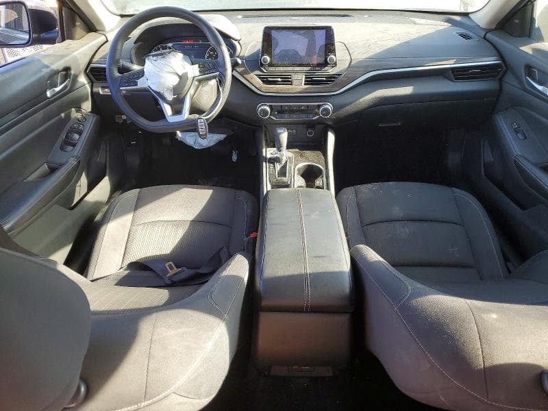 2024 NISSAN ALTIMA SV 8