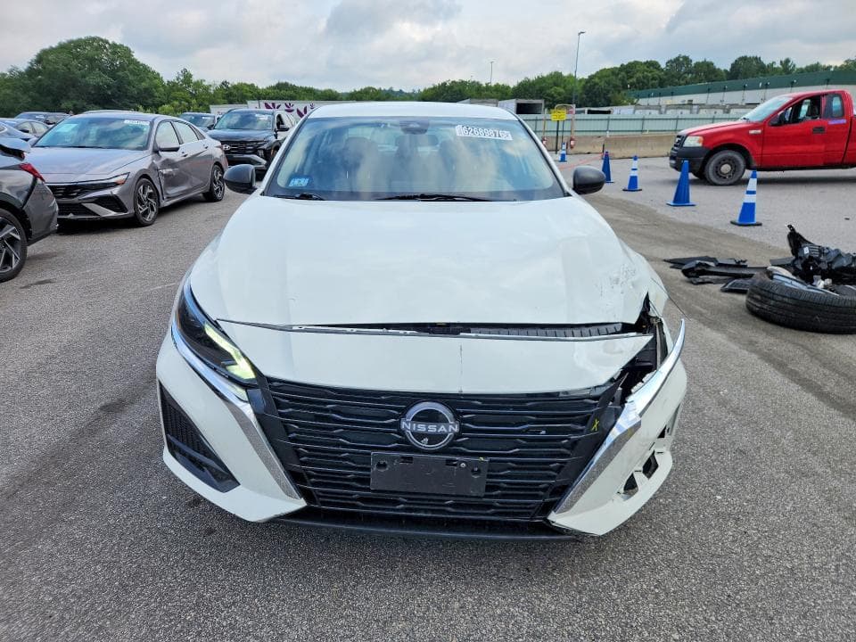 2025 NISSAN ALTIMA SV 5