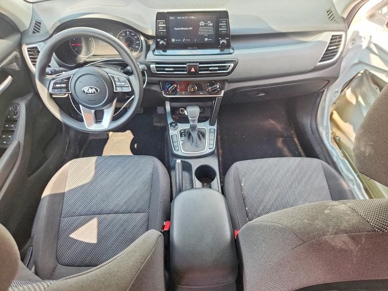 2021 KIA SELTOS LX 8