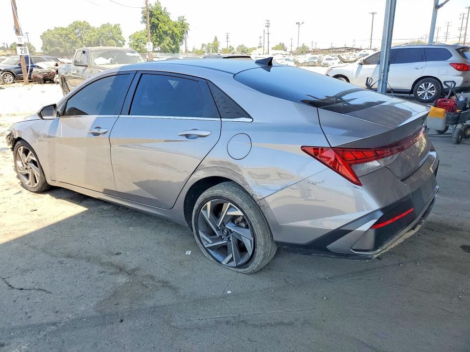 2025 HYUNDAI ELANTRA SEL 2