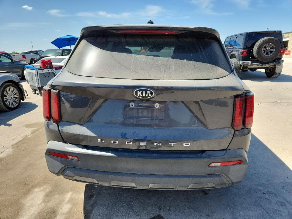2021 KIA SORENTO LX 6