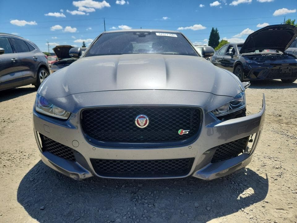 2019 JAGUAR XE S 5