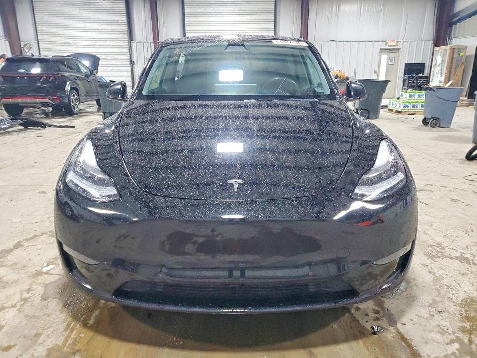 2021 TESLA MODEL Y 5
