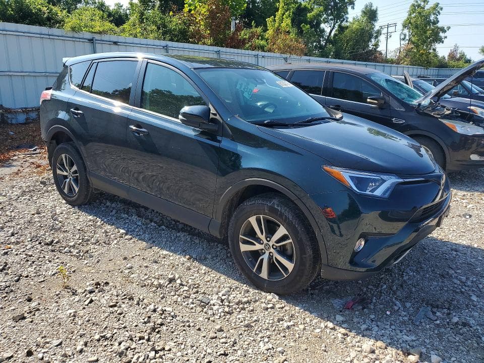 2018 TOYOTA RAV4 XLE 4