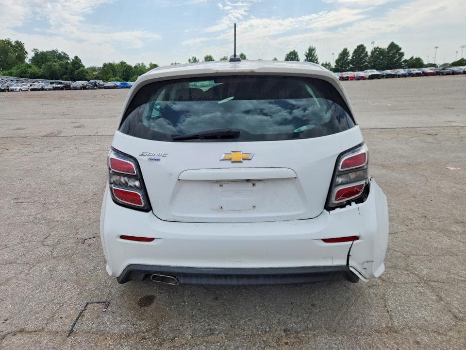 2019 CHEVROLET SONIC 6