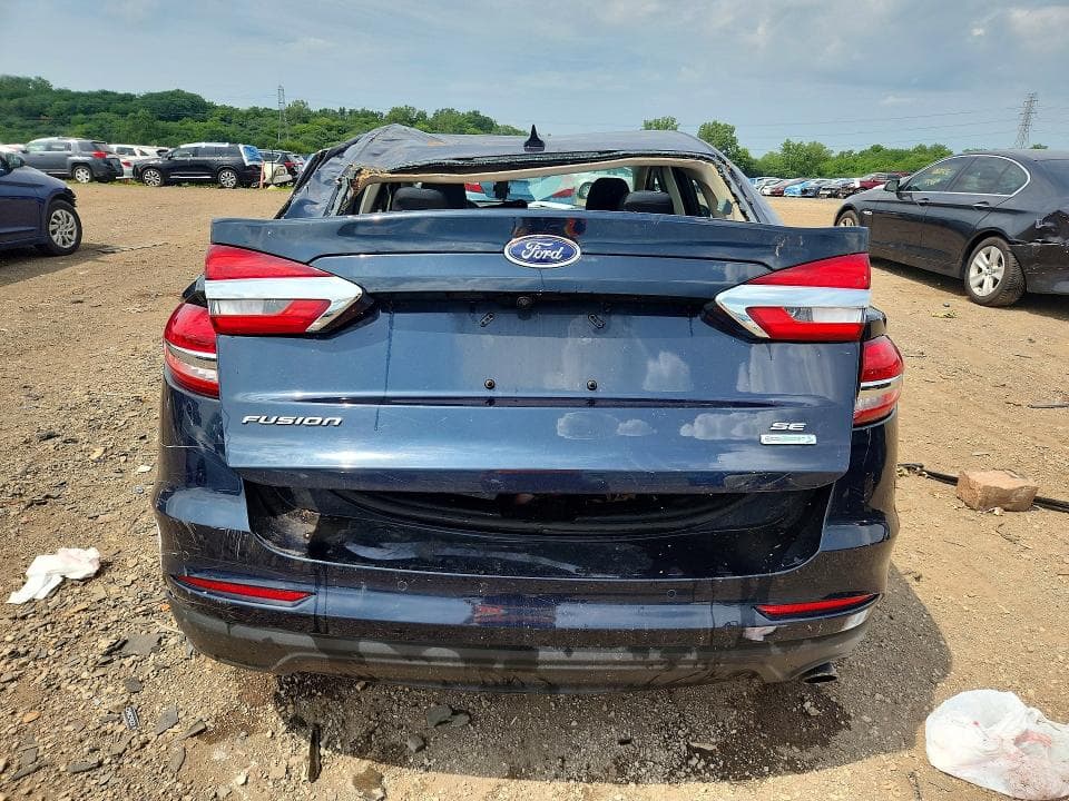 2020 FORD FUSION SE 6