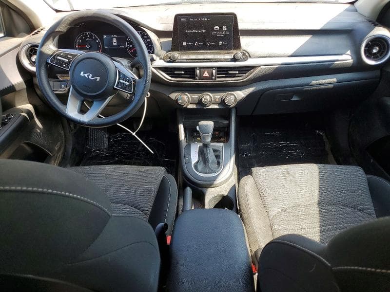 2024 KIA FORTE LXS 8