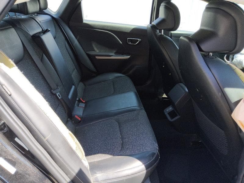2025 KIA K4 GT LINE 10