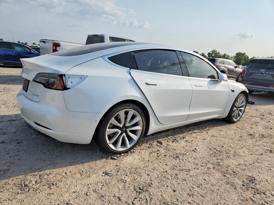 2020 TESLA MODEL 3 3