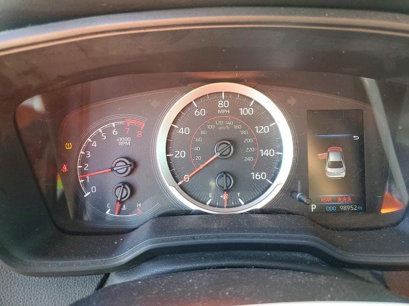2020 TOYOTA COROLLA SE 9