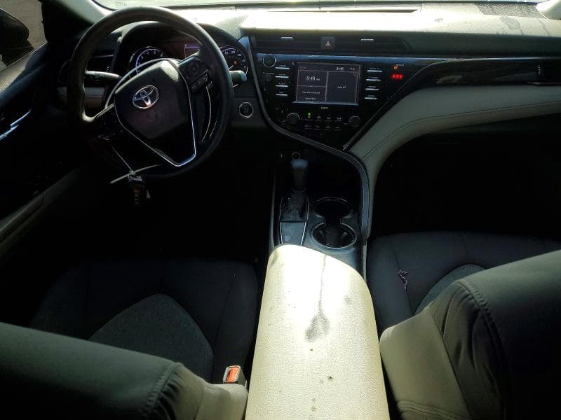 2020 TOYOTA CAMRY LE 8